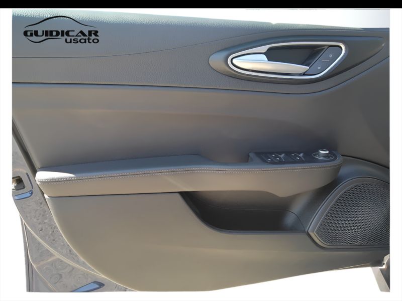 GuidiCar - ALFA ROMEO Giulia 2018 Giulia 2.2 t Business 136cv auto Usato